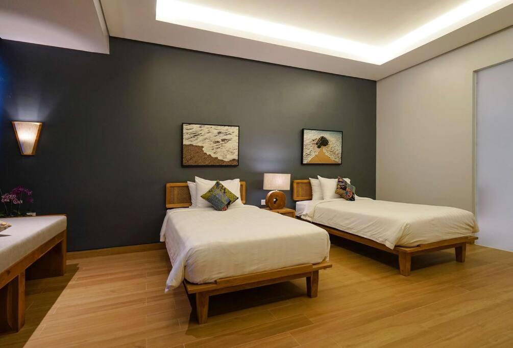 Grand Villa Uluwatu Ungasan  Exterior photo